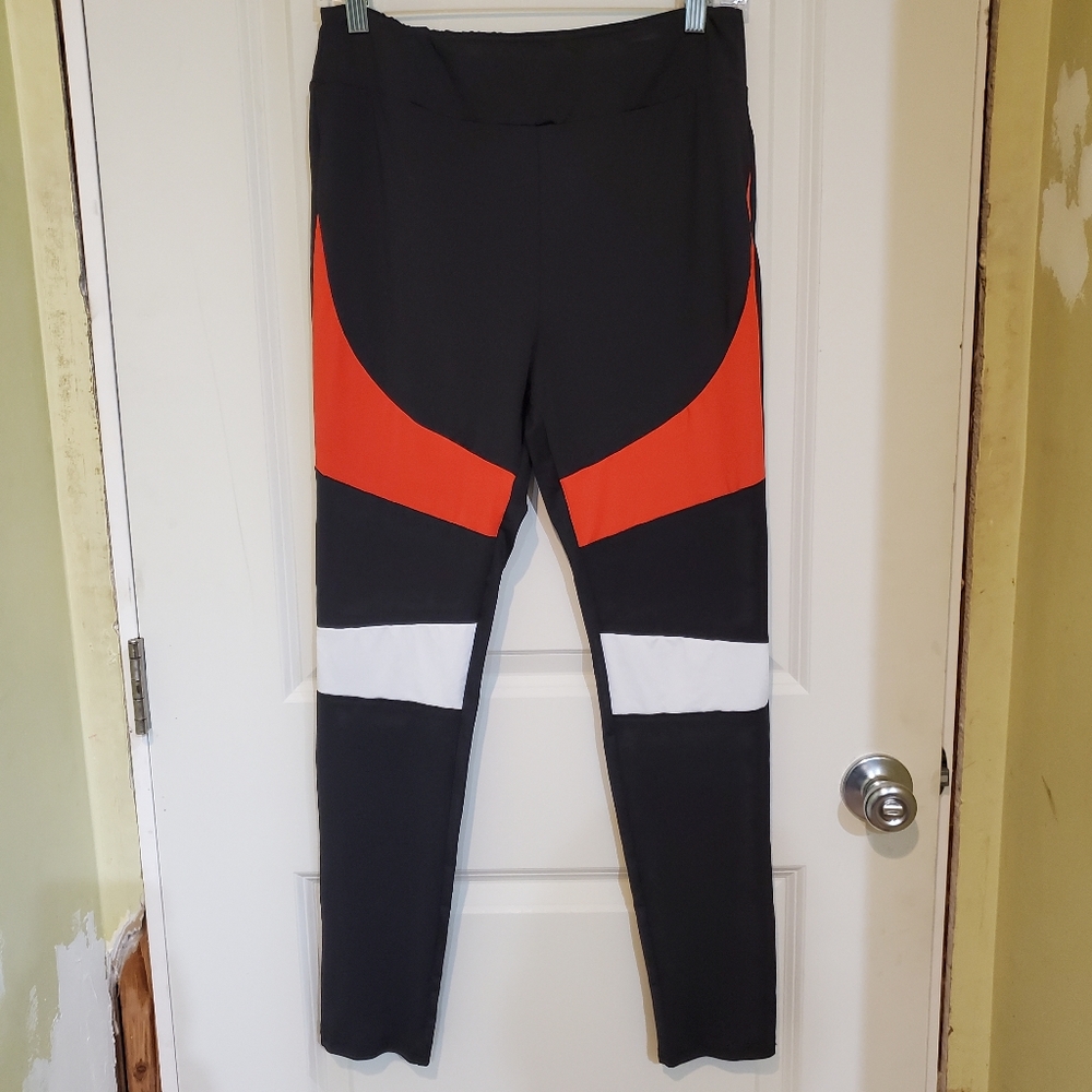 Zaful Black , Red And White Leggings